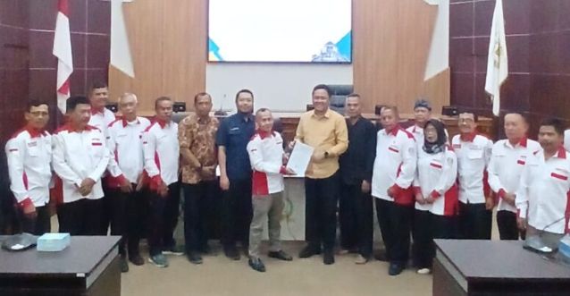 Kawal Program Nasional Guna Kepentingan Warga Desa, DPRD Sumedang Terima Audiensi ABPEDNAS 