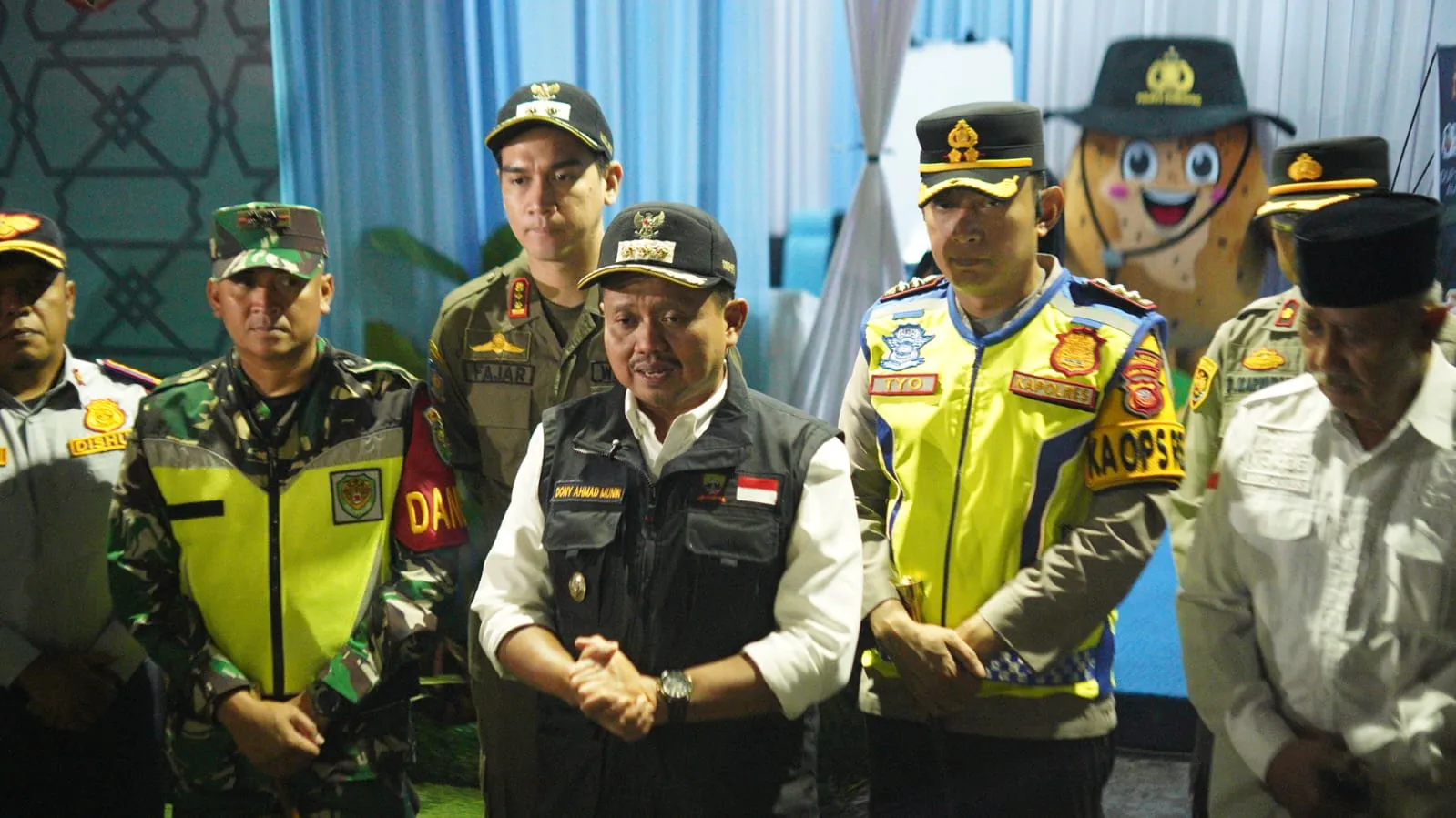 Antisipasi Potensi Kerawanan, Bupati Sumedang Pimpin Apel Gelar Pasukan Pengamanan Malam Takbiran